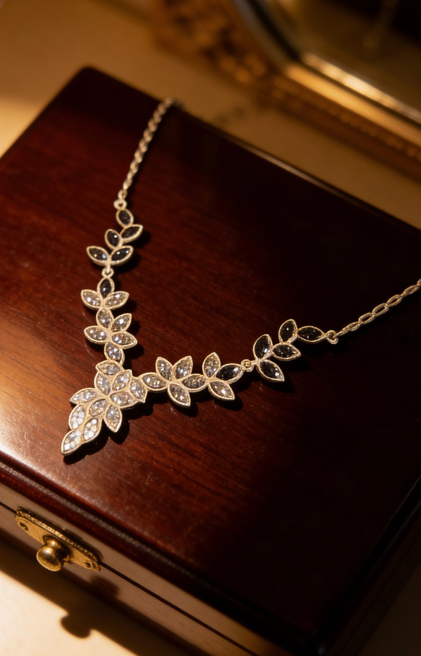 Mosaico Black & Silver Leaf Crystal Necklace