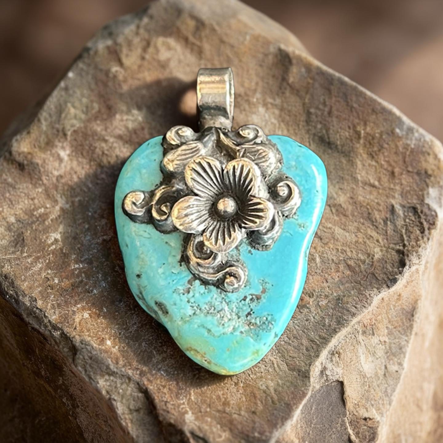 Turquoise Flower Nepalese Pendant