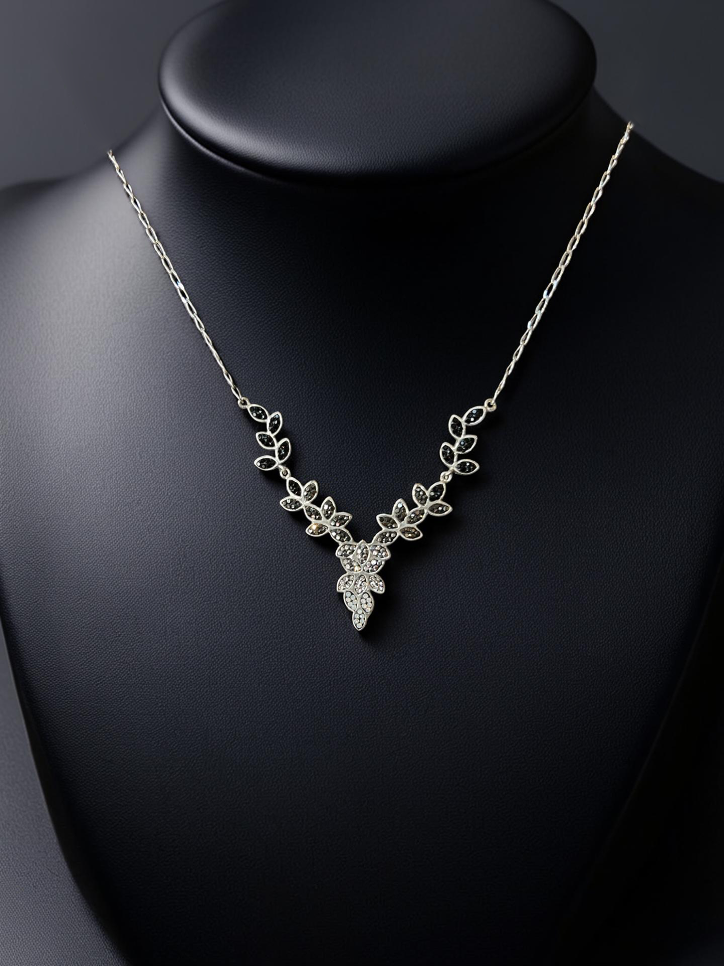Mosaico Black & Silver Leaf Crystal Necklace