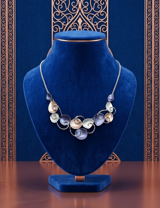 Elegant Swirl Necklace