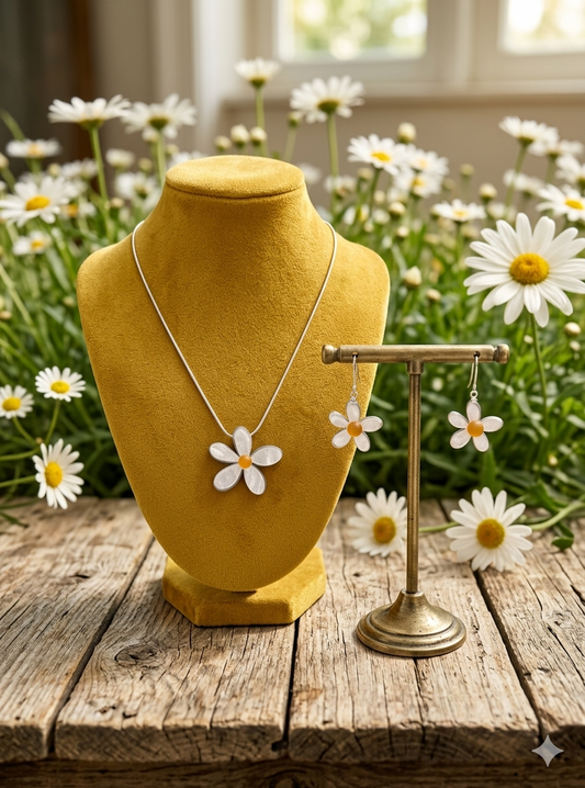 Daisy Necklace